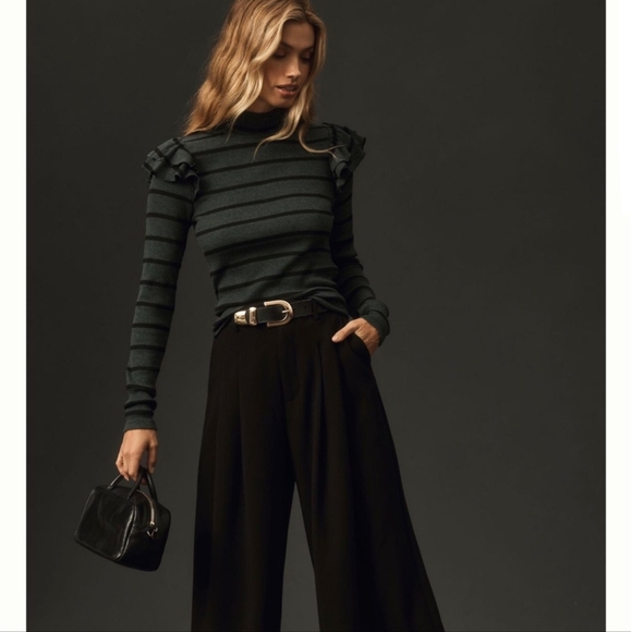 t.la Anthropologie Ruffled Turtleneck Top Dark Gray Stripe - L pristine conditn! - Picture 2 of 9
